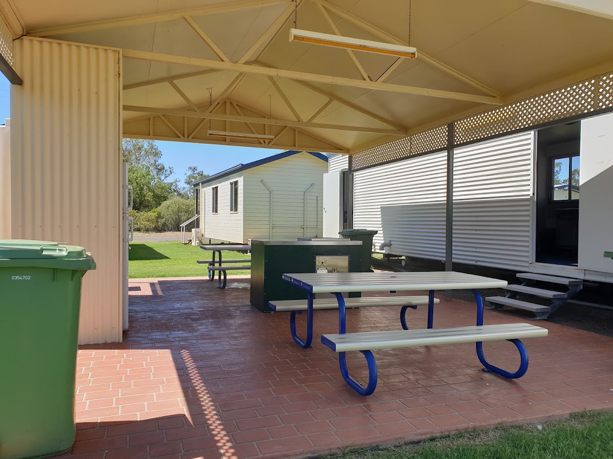 Surat Cabins and Caravan Park