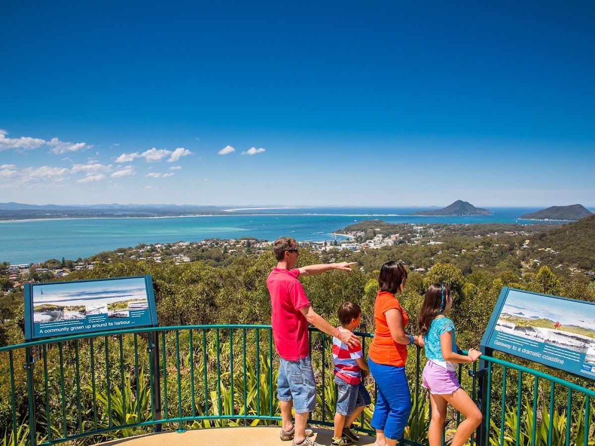 Gan Gan Hill lookout