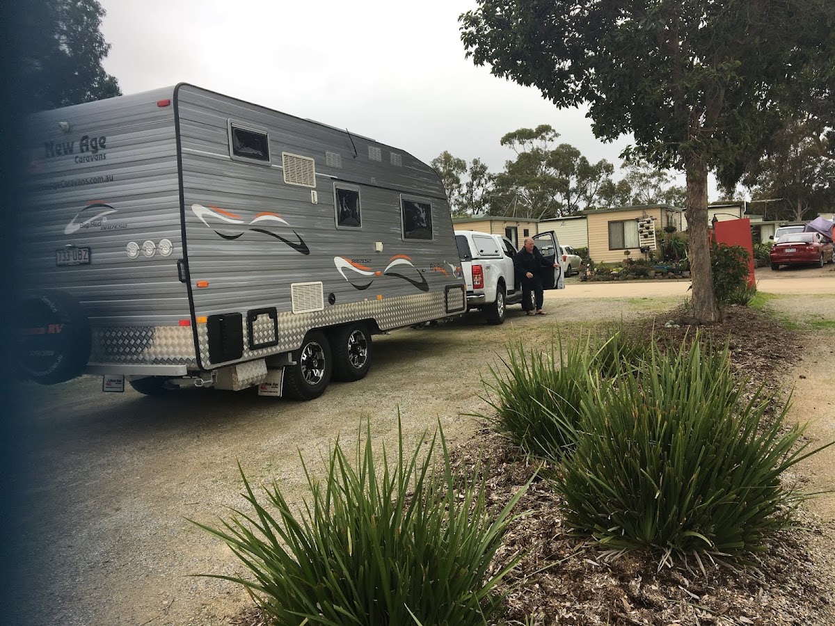 El Torito Flats & Caravan Park