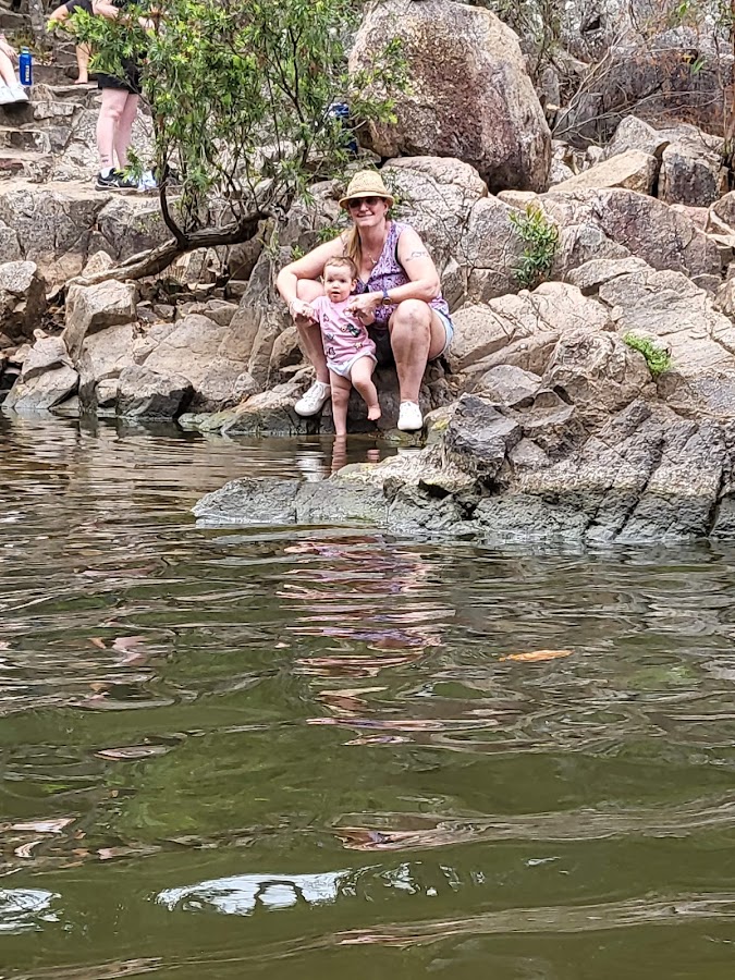 Bottlebrush Pool