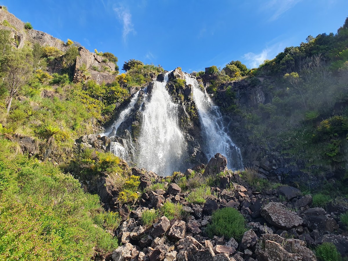 Waratah Falls