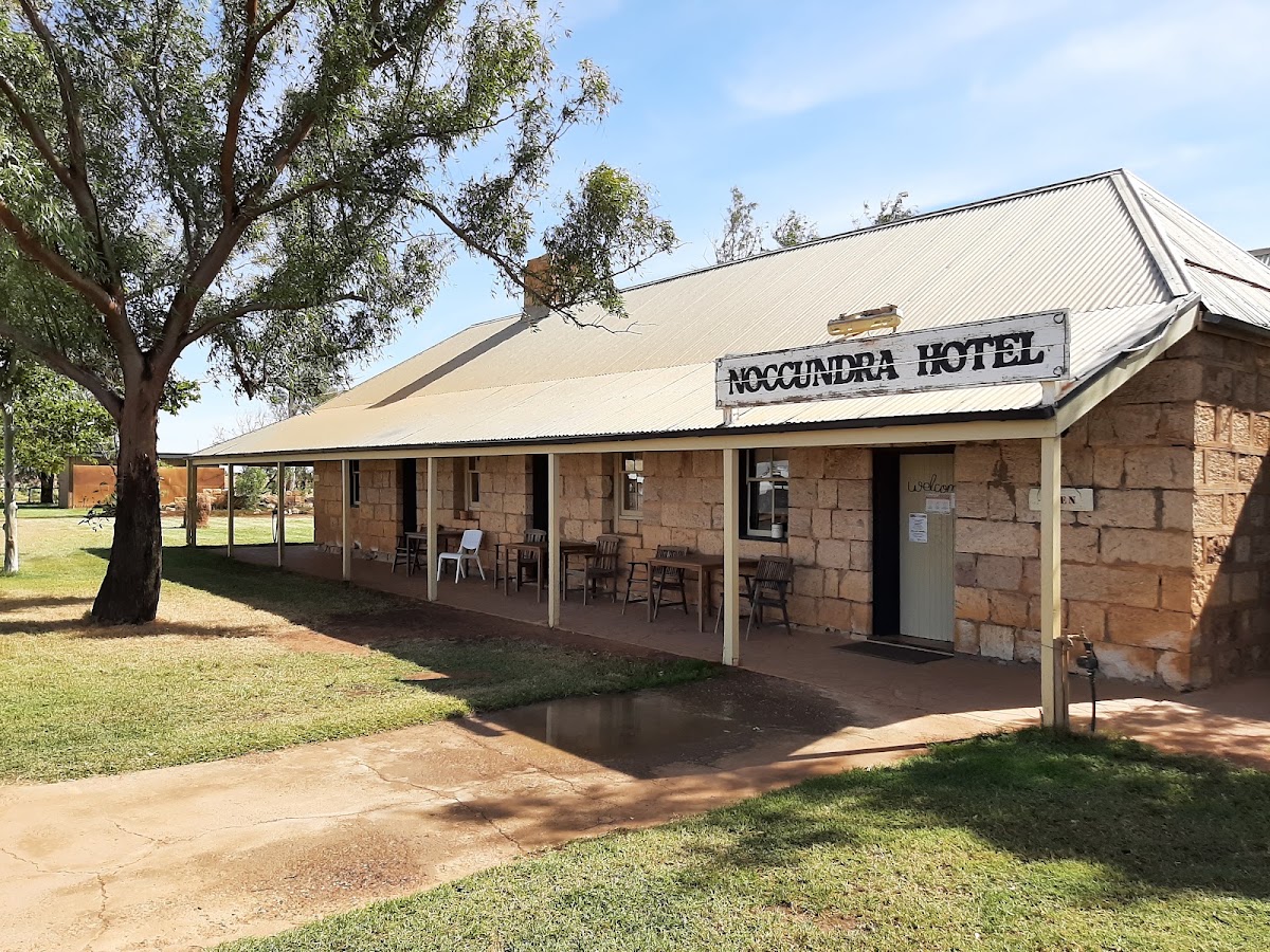 Noccundra Hall Camping - Prebook with pub