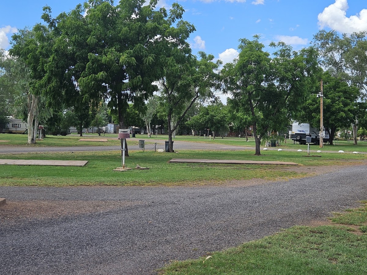 Oasis Caravan Park