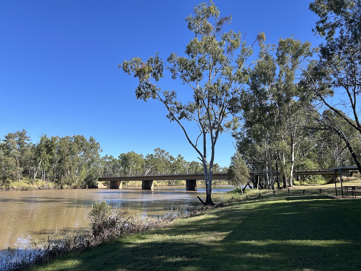 Moura Apex River Park
