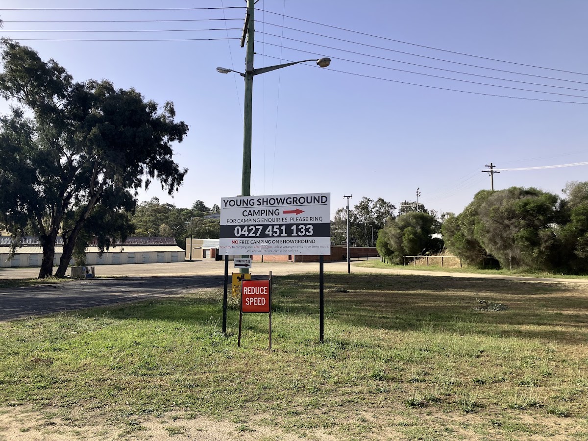 Quandialla (Showground) Free Camp