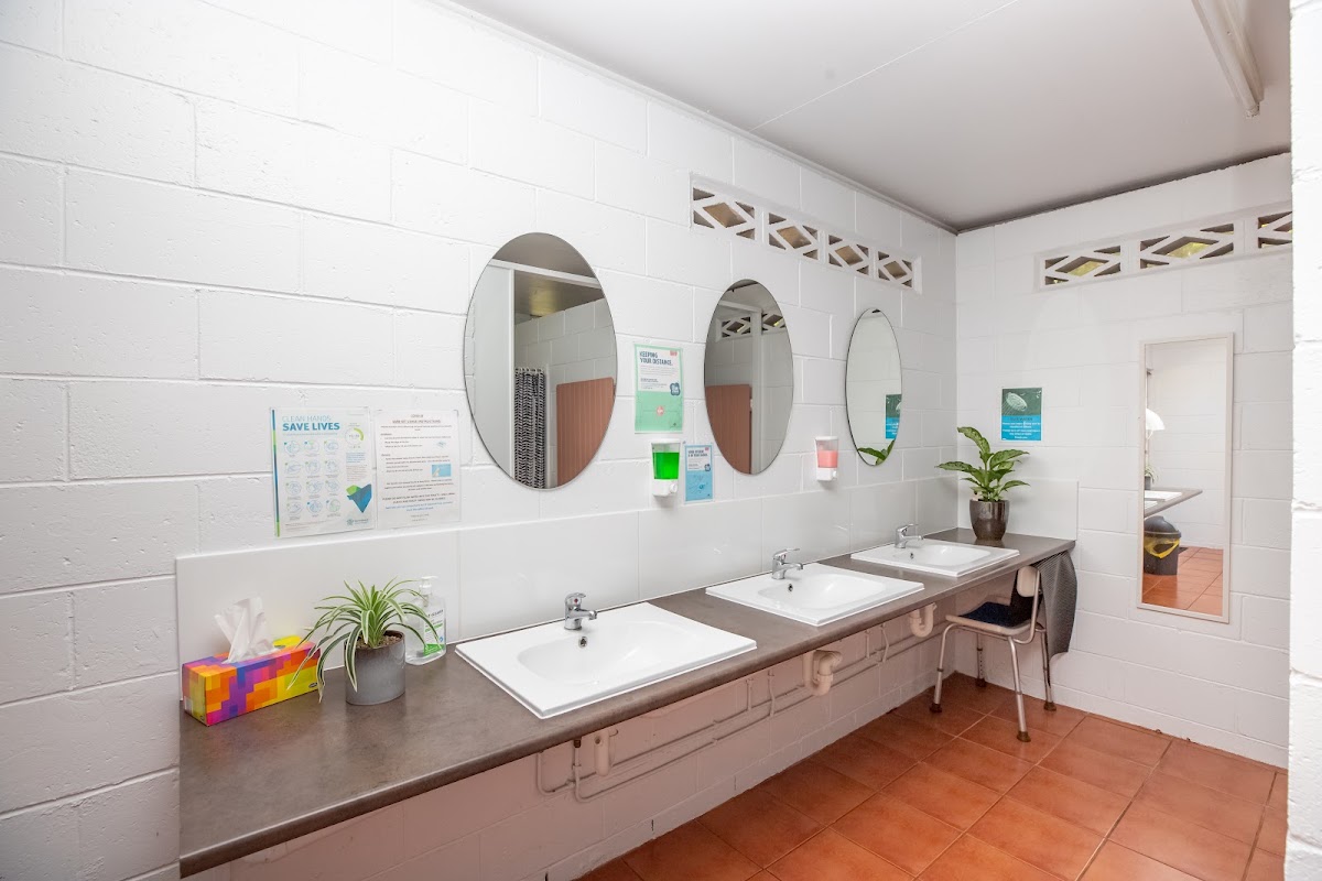 Mount Larcom Tourist Park