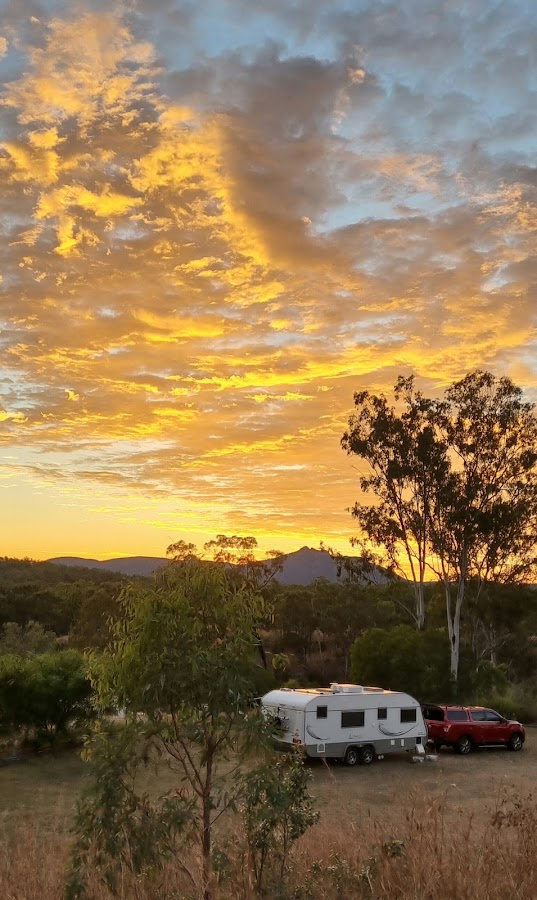 Mount Larcom Tourist Park