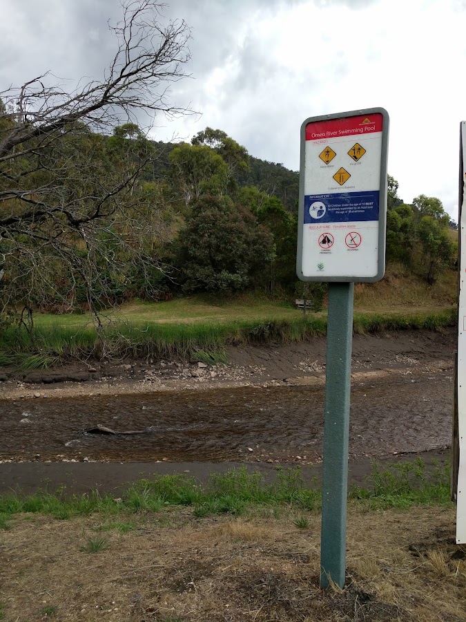 Omeo River Swimming Pool