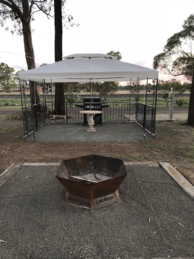 Miles Crossroads Caravan Park