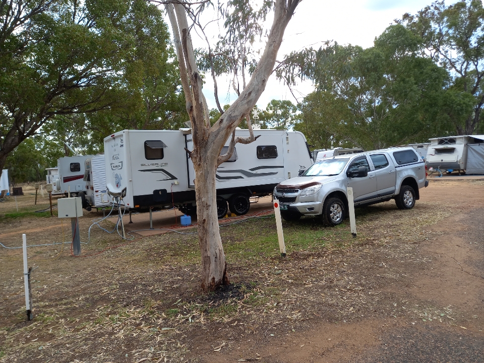 Barcaldine Showground Caravan Park