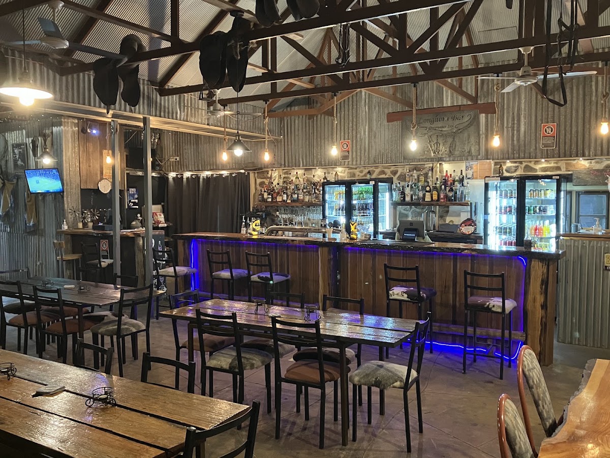 Deepwater Longhorn Bar Grill