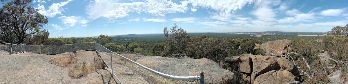 McLeods Lookout