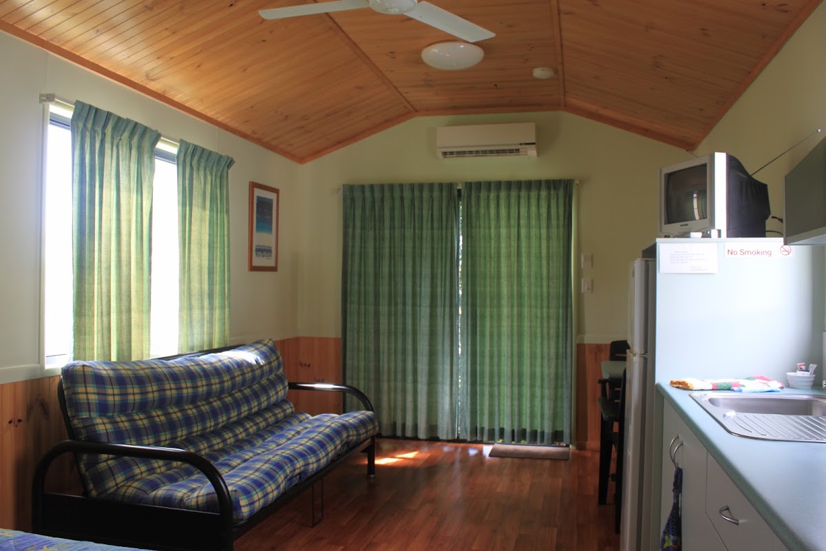 Sarina Palms Caravan Village