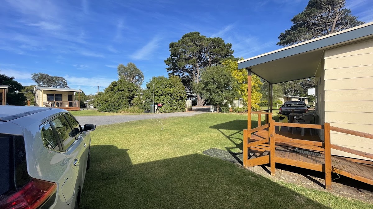 Hillview Caravan Park