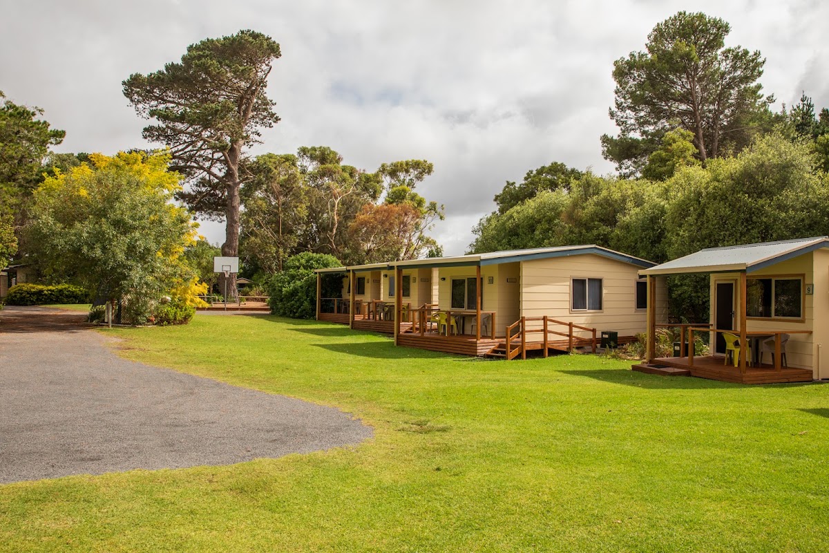 Hillview Caravan Park