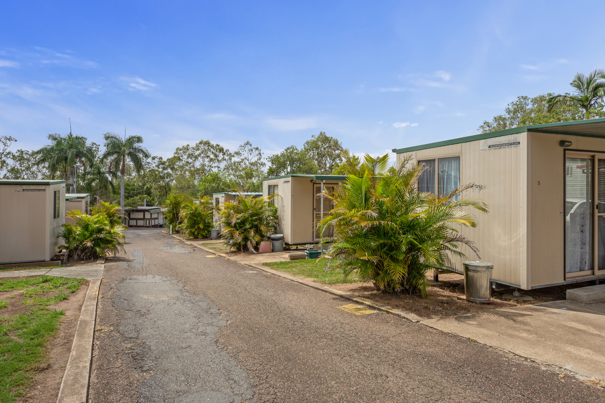 Ipswich Caravan Village