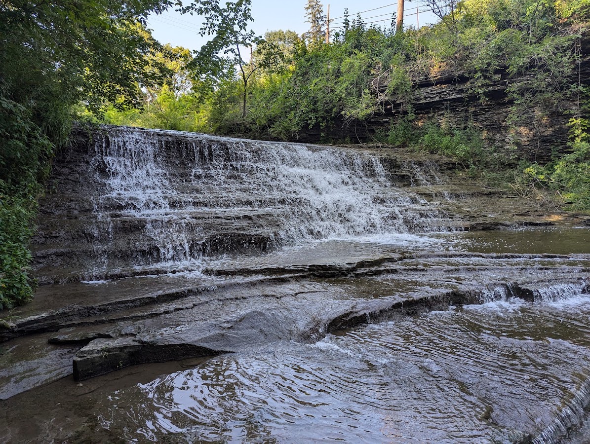 Charleys Creek Falls