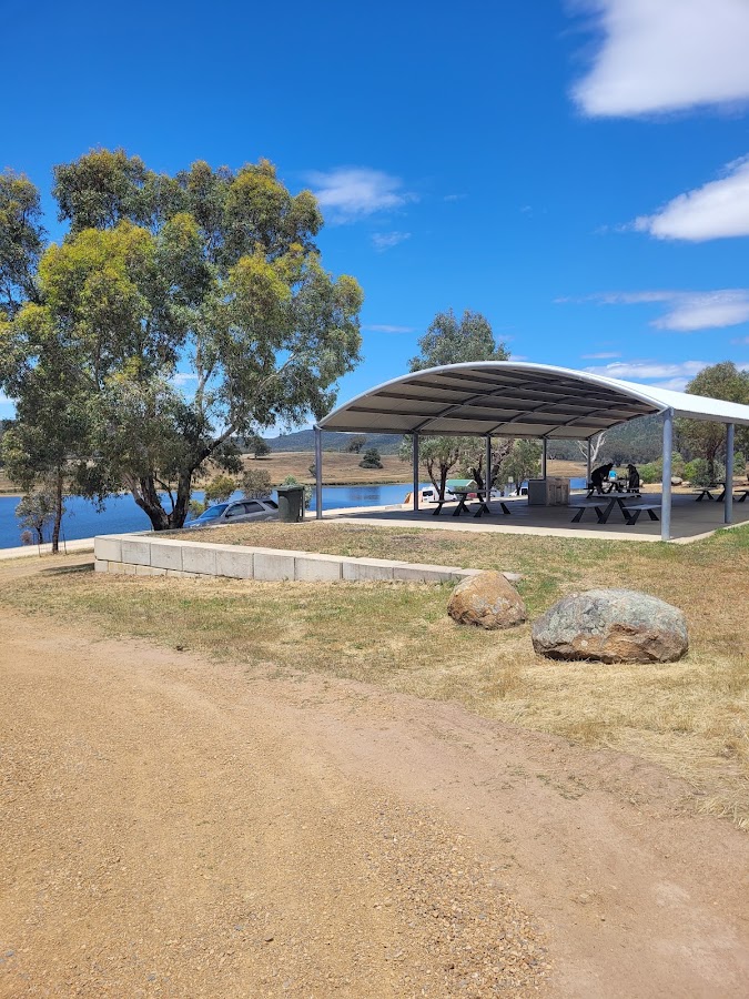 Bethungra Dam & Reserve