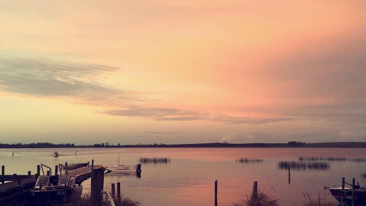 Lake Purrumbete Caravan Park