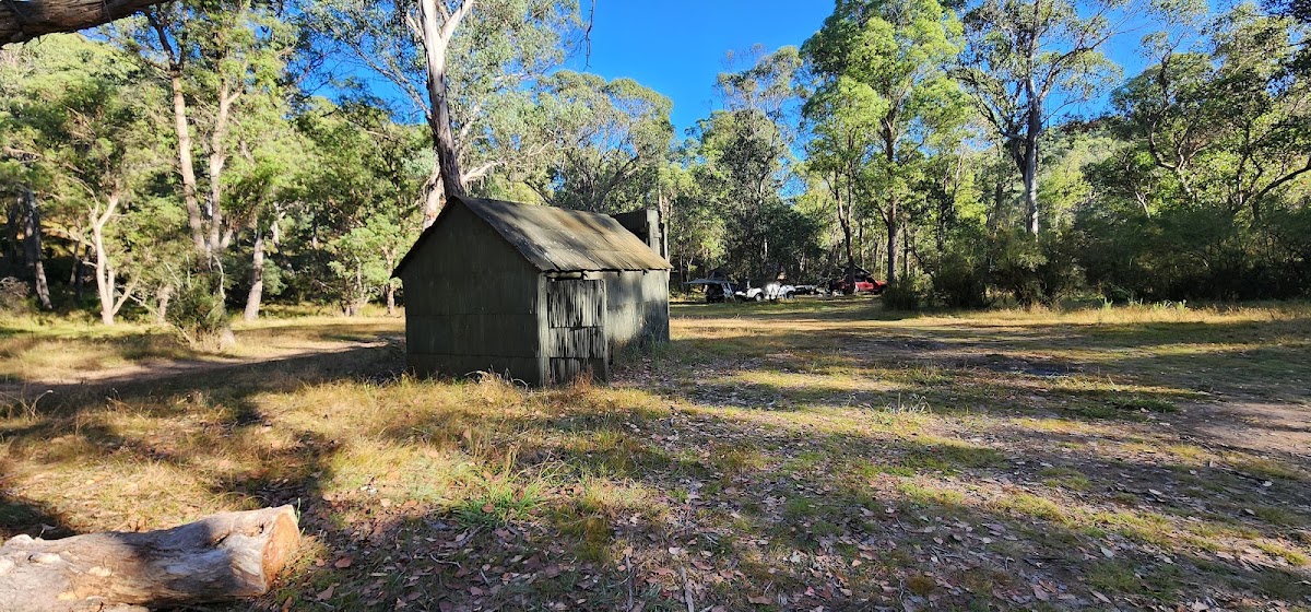 Top Crossing Hut