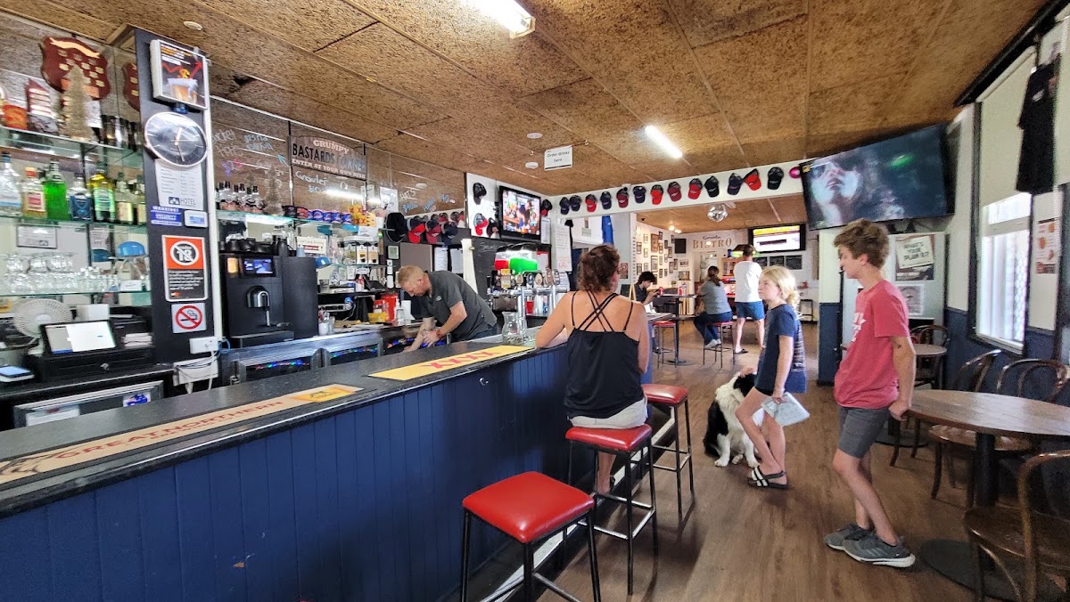 Hotel Koorawatha Free Camping