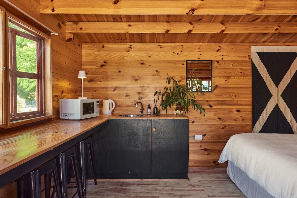 Tenterfield Lodge & Caravan Park