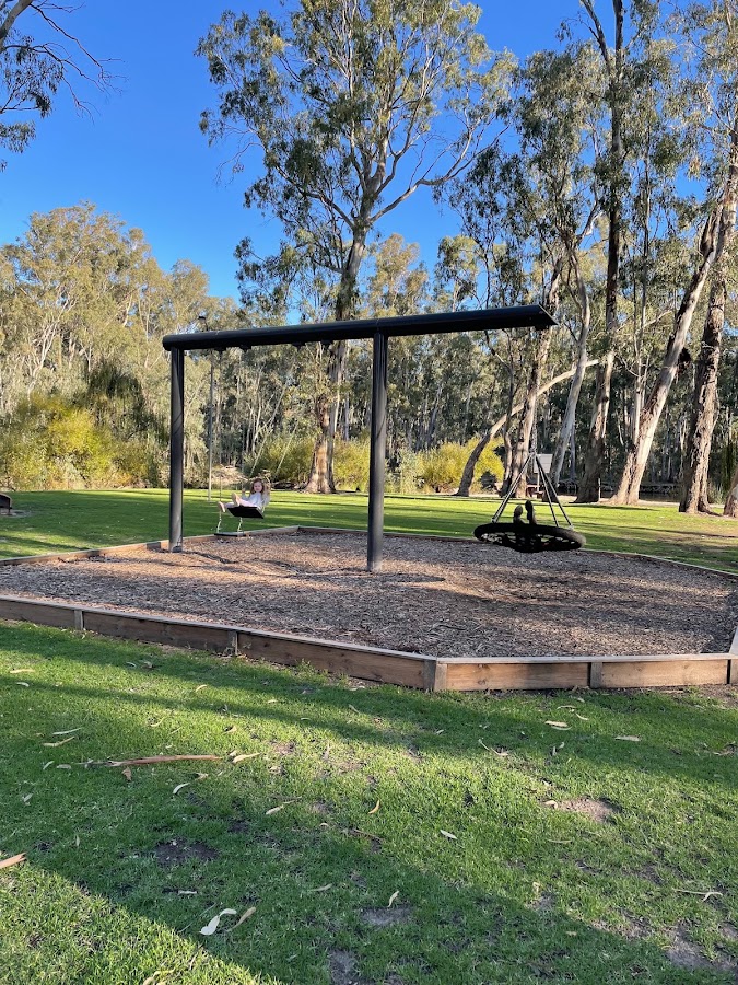 Tarragon Lodge Camping Area