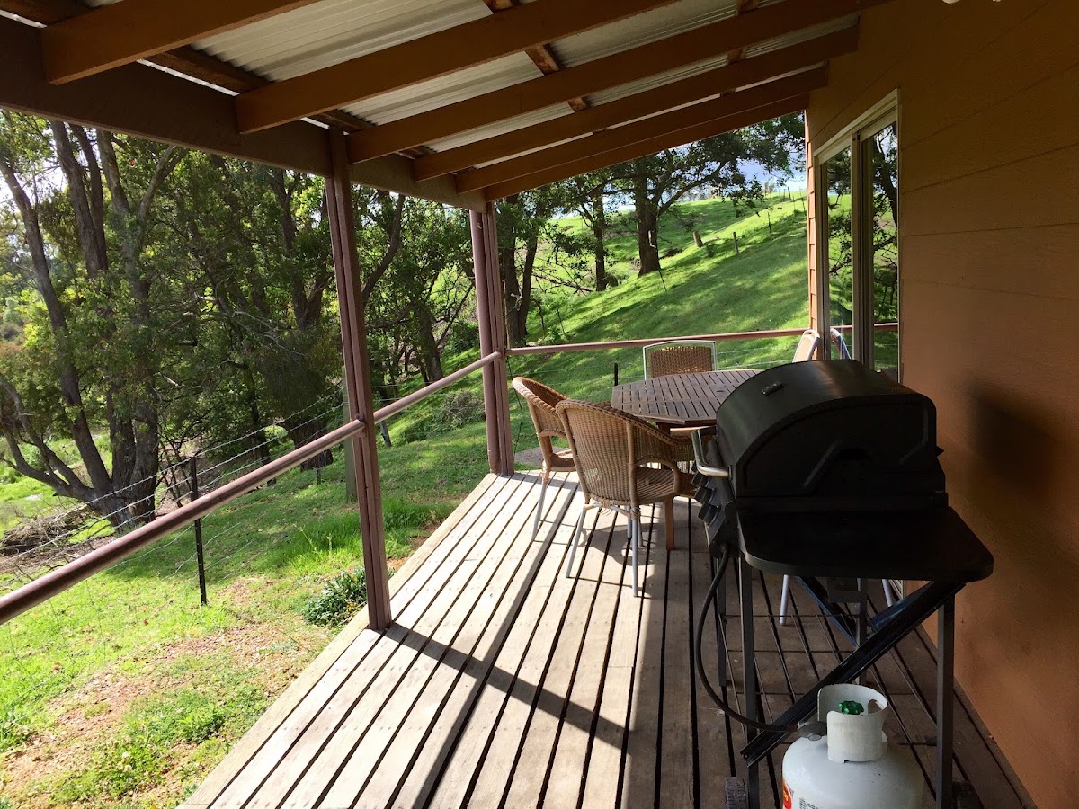 Tostaree Cottages Farm Stay