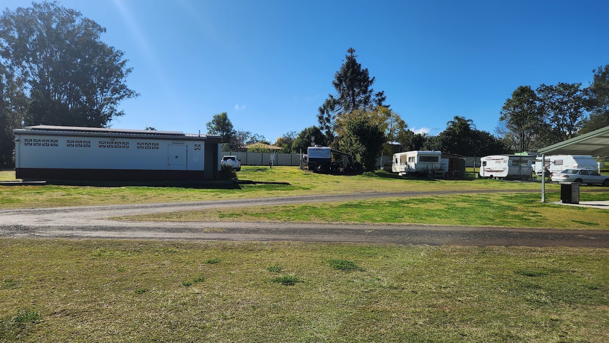 Rathdowney Memorial Grounds Caravan Park