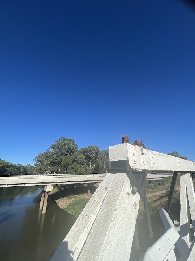 Murrumbidgee River Bridge Carrathool
