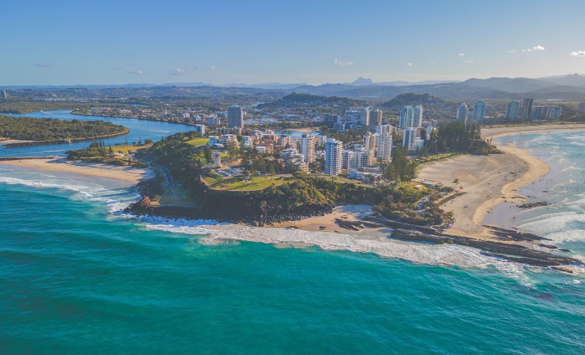Snapper Rocks Beach