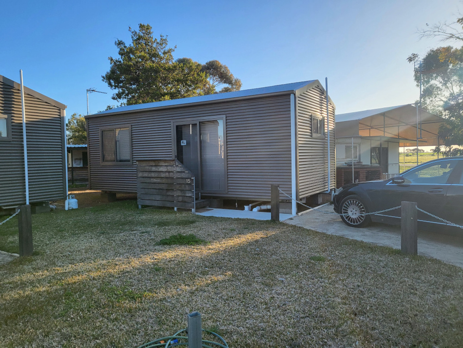 Kangaroo Lake Caravan Park