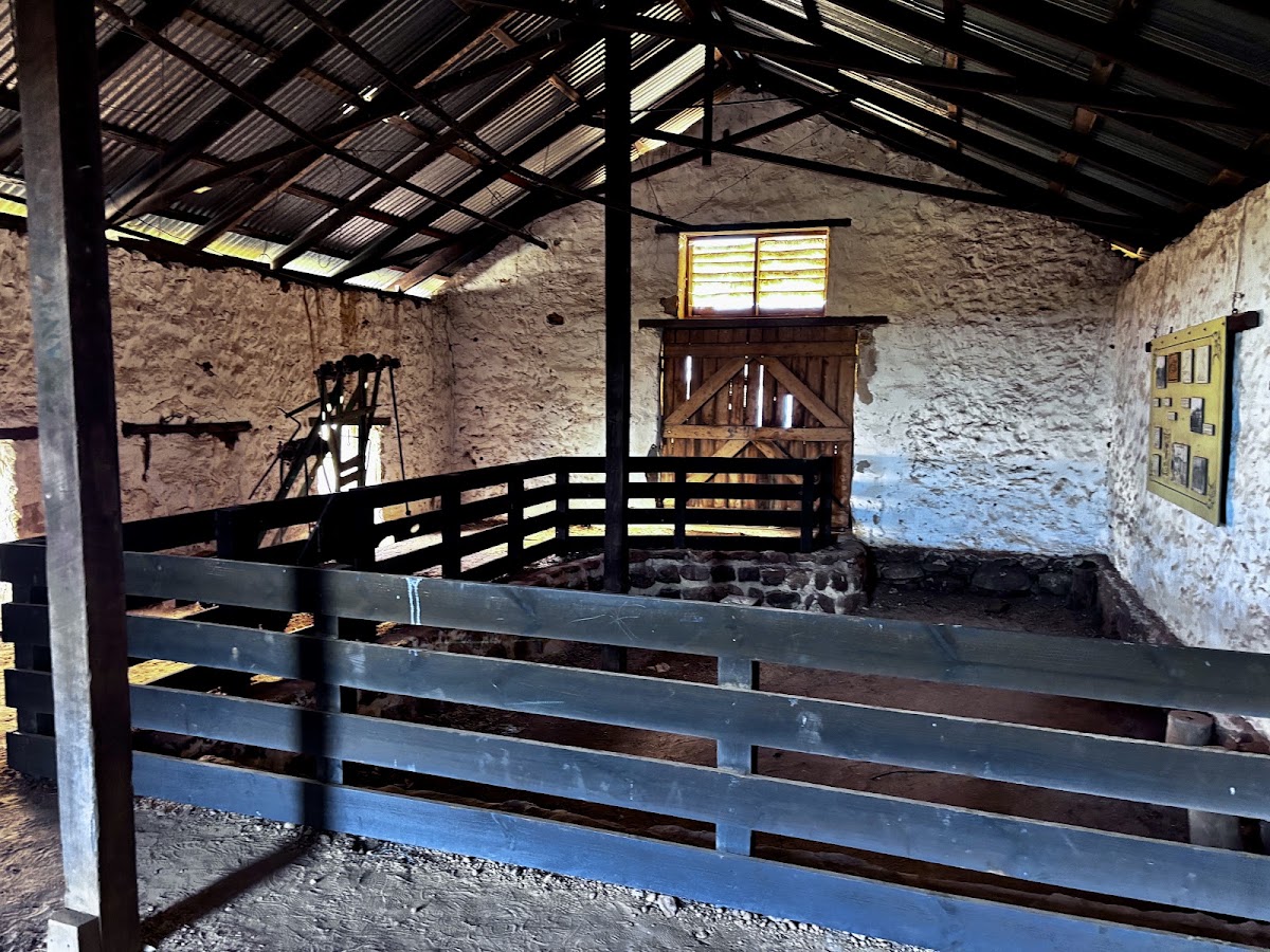 Enanty Barn S/C