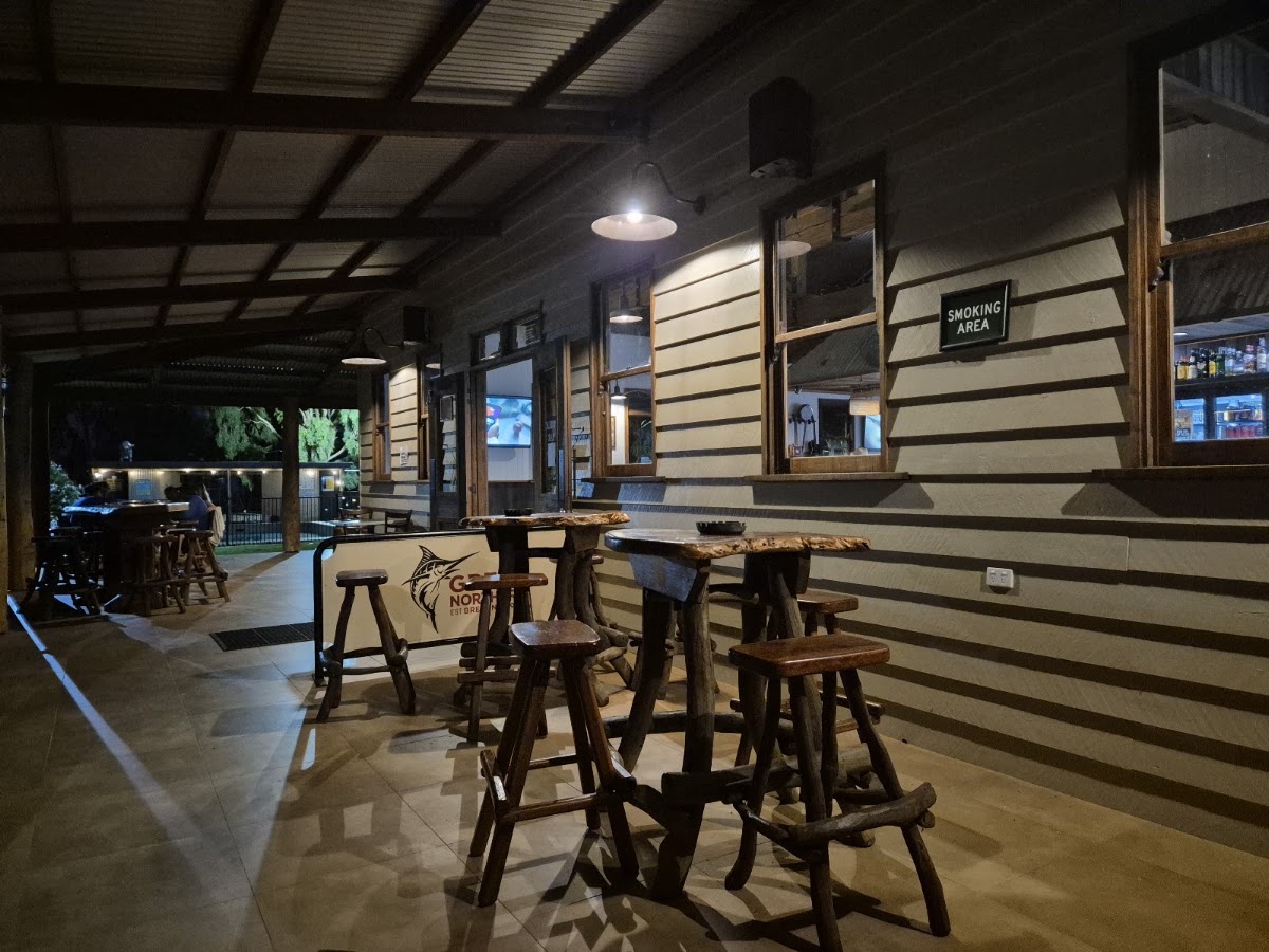 Mucka Pub Freecamp