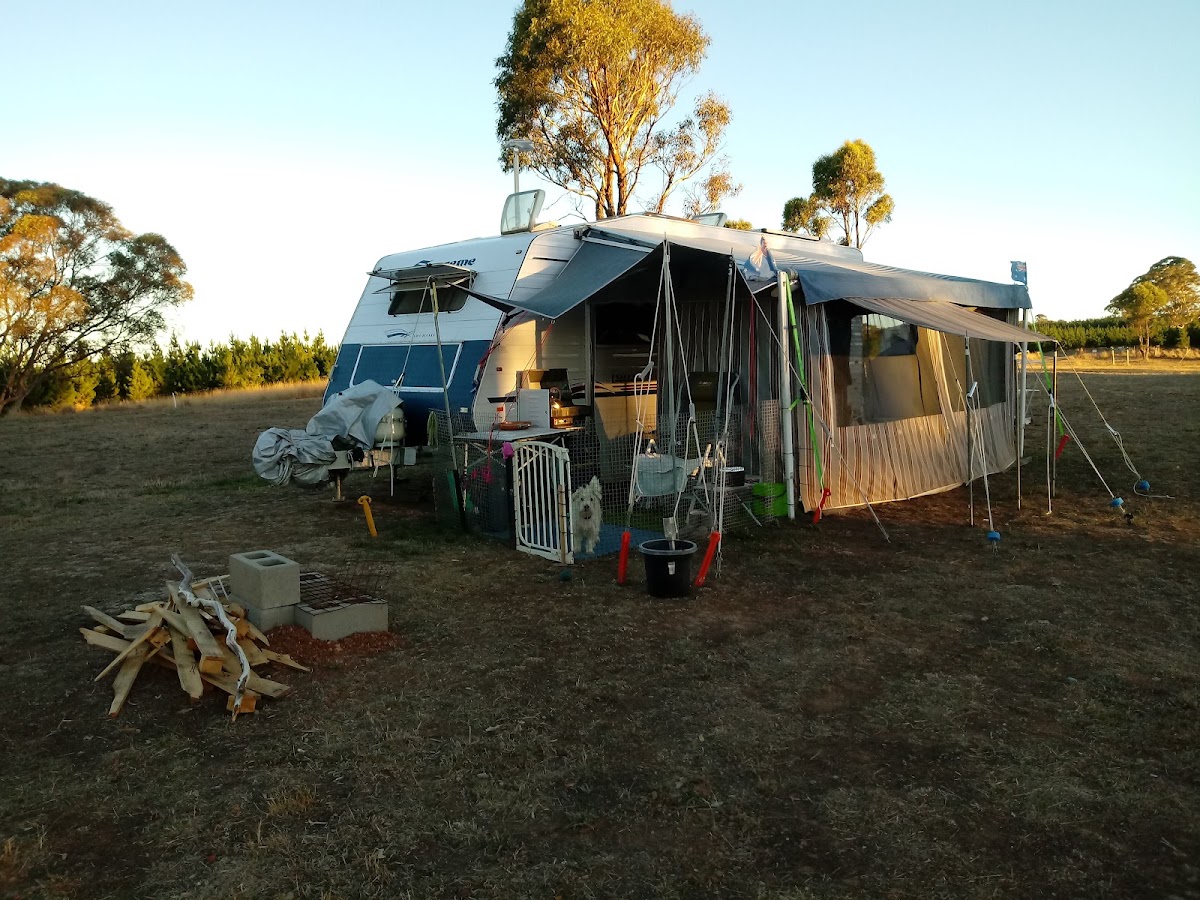 Free Camping spot - open field in woodland