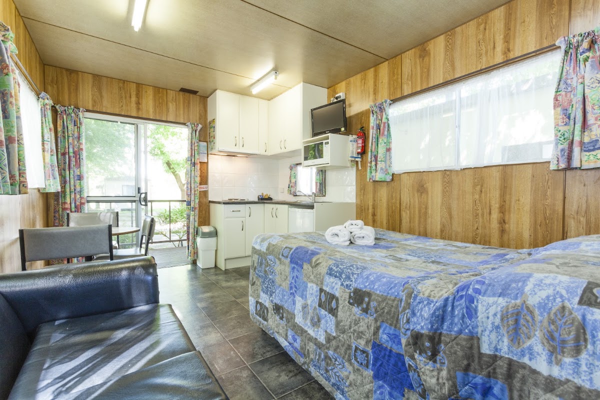 Mitchell Gardens Caravan Park