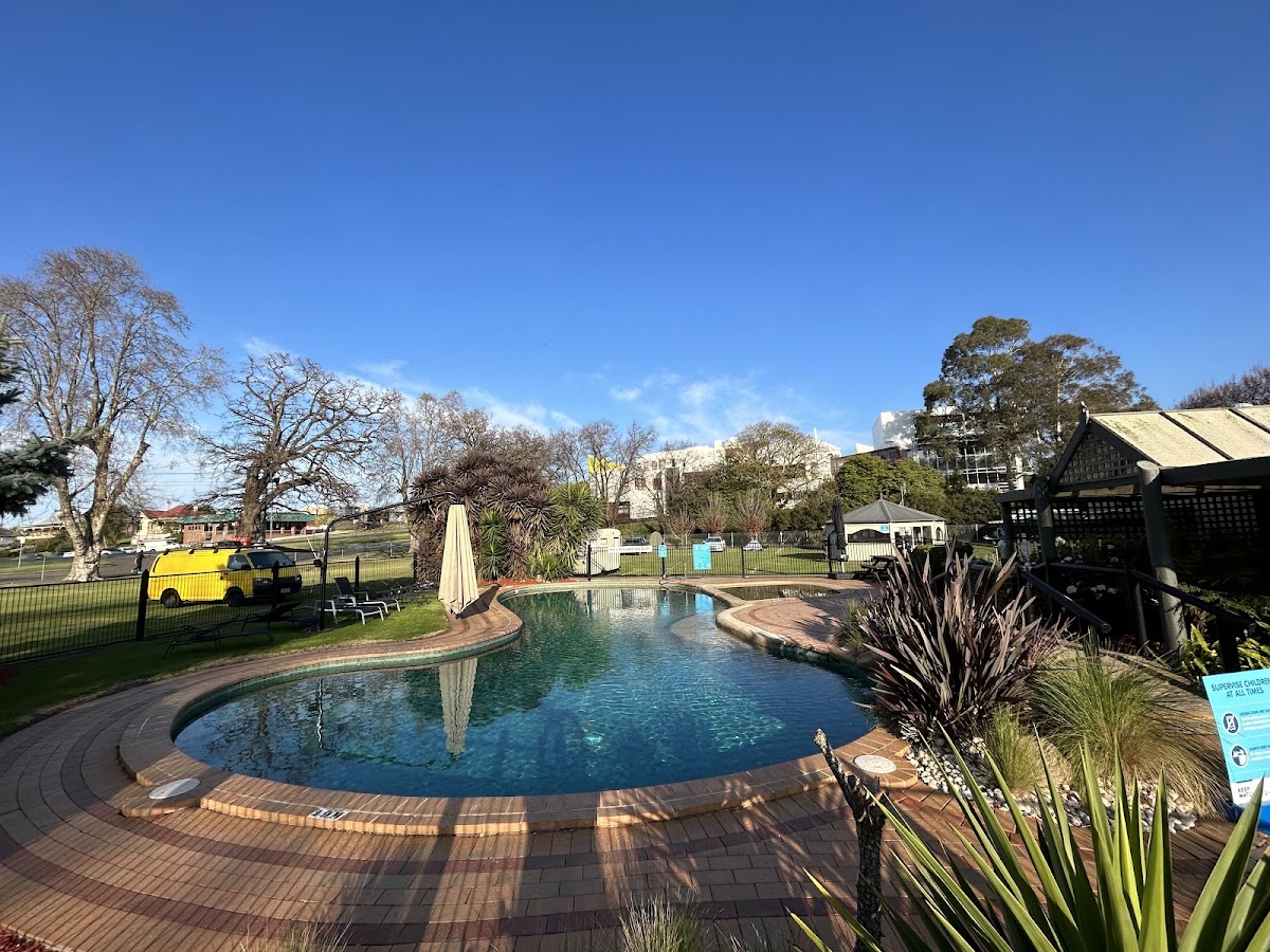 Mitchell Gardens Caravan Park