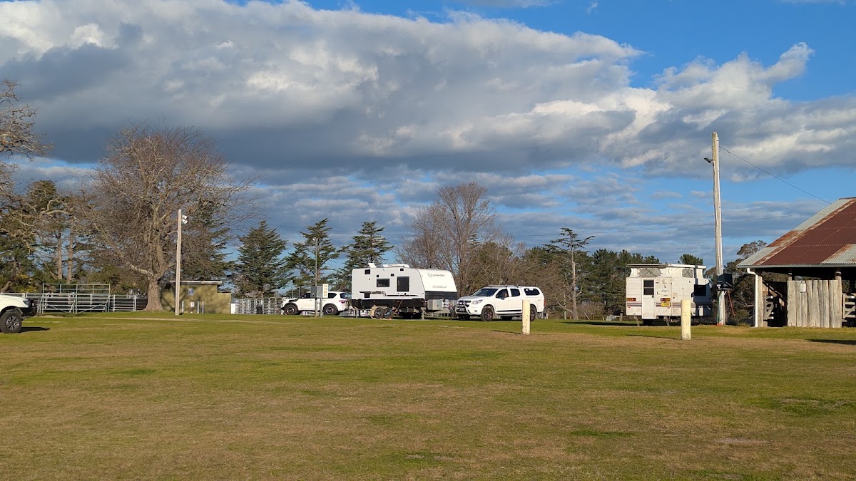 Uralla Showground Camping