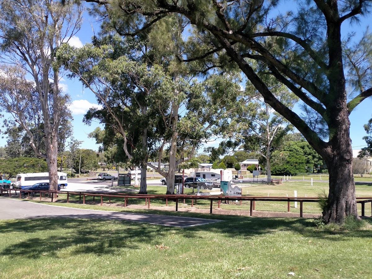 Tiaro Memorial Park