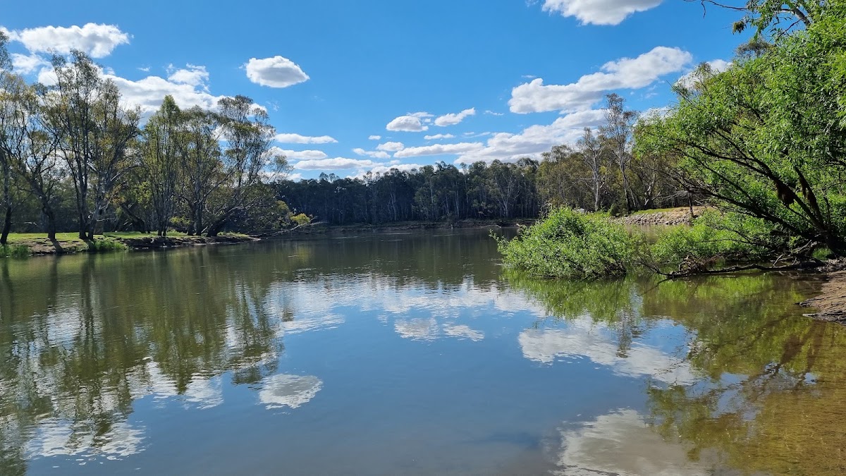 Howlong Memorial Park