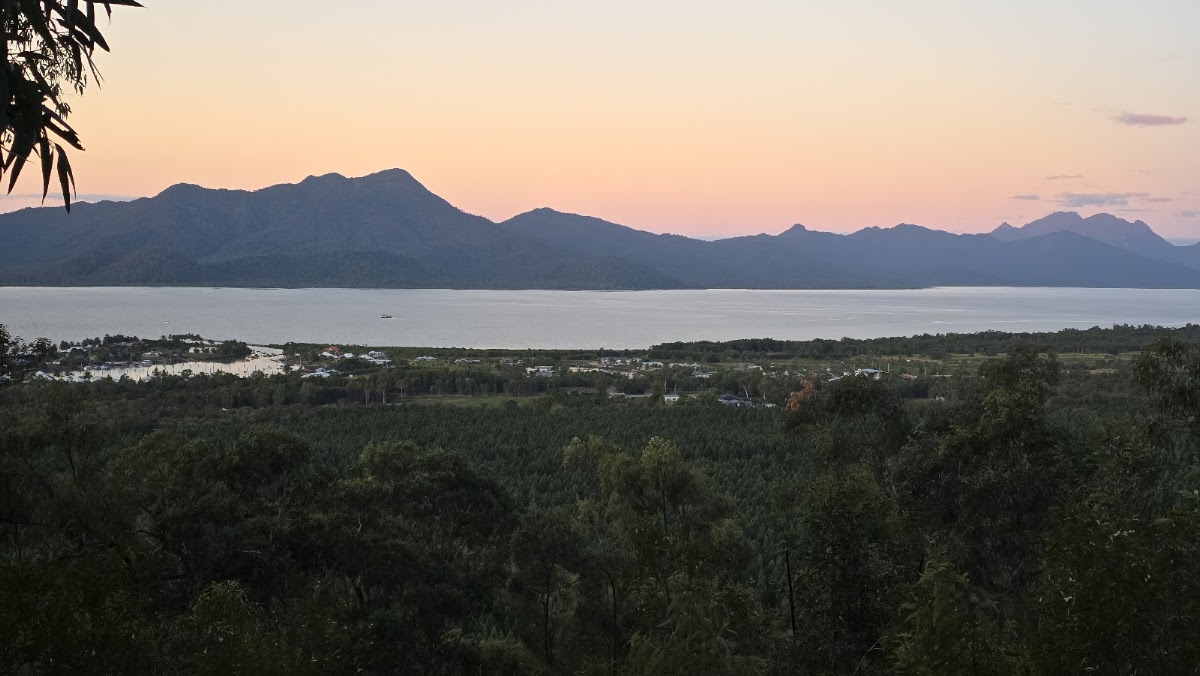 Cardwell - Rockingham Bay Lookout