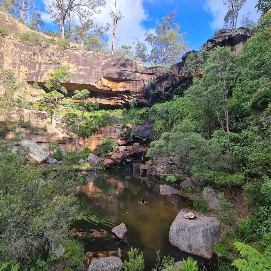 Gudda Gumoo (Rainbow Falls)