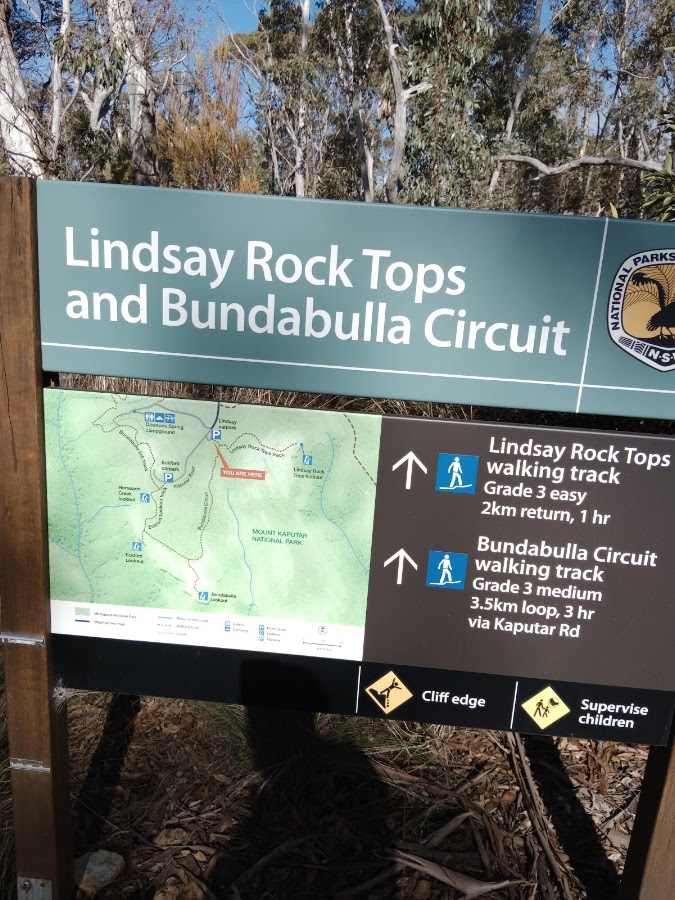 Lindsay Rock Tops Lookout
