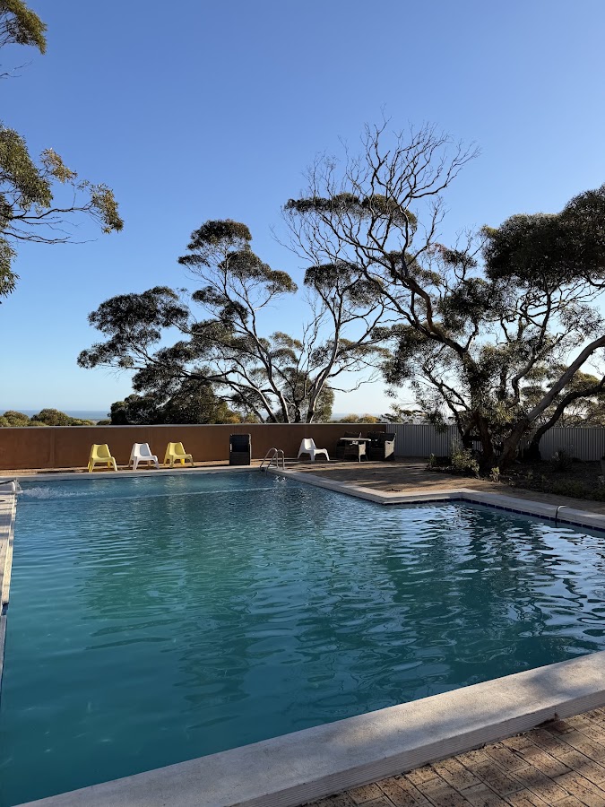 Eucla Pass Caravan Park