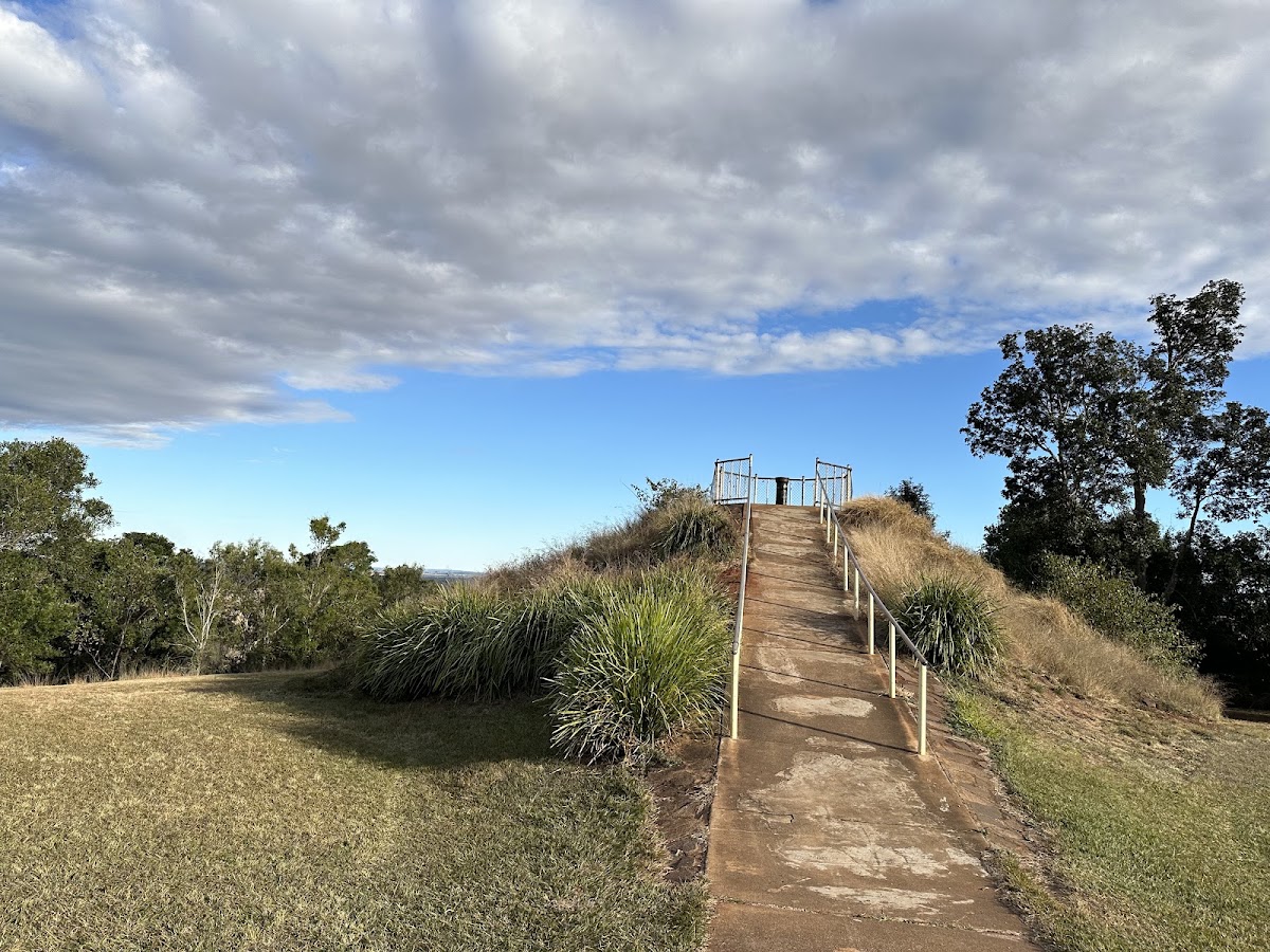 Mount Wooroolin Lookout