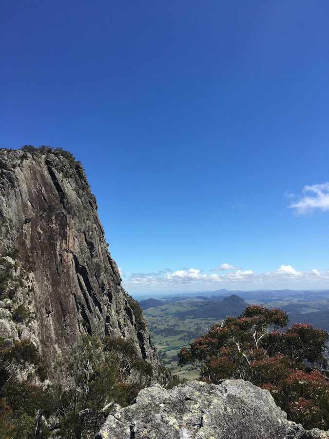 Mount Marroon towards mount Barney