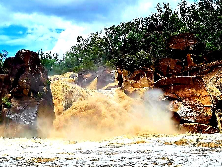 Macintyre Falls