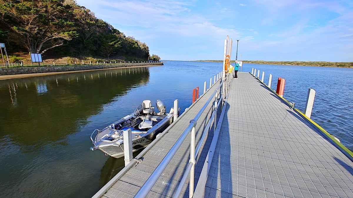 Marlo Caravan Park & Motel